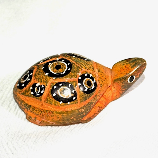 Small turtle - orange - IMG_3943